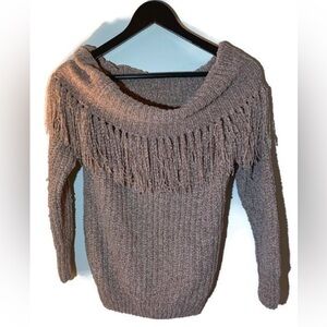 HYFVE off shoulder sweater pink Fringe small NWT